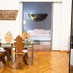 The Moscova Gallery House * Milano