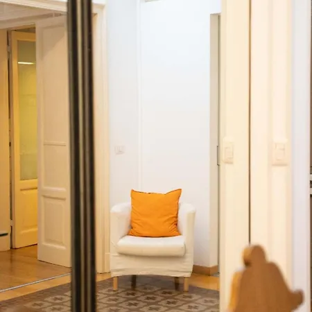 The Moscova Gallery House Apartment