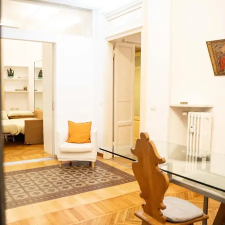 Apartment The Moscova Gallery House Mailand