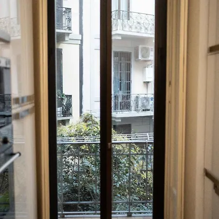 The Moscova Gallery House Apartment