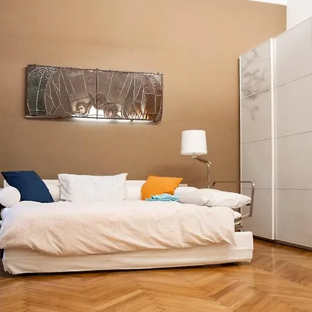 The Moscova Gallery House